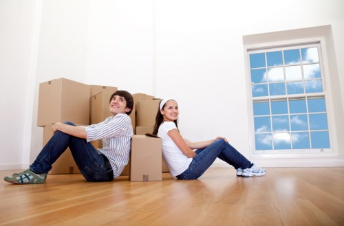 Secure transportation of furniture by storage Clapham service